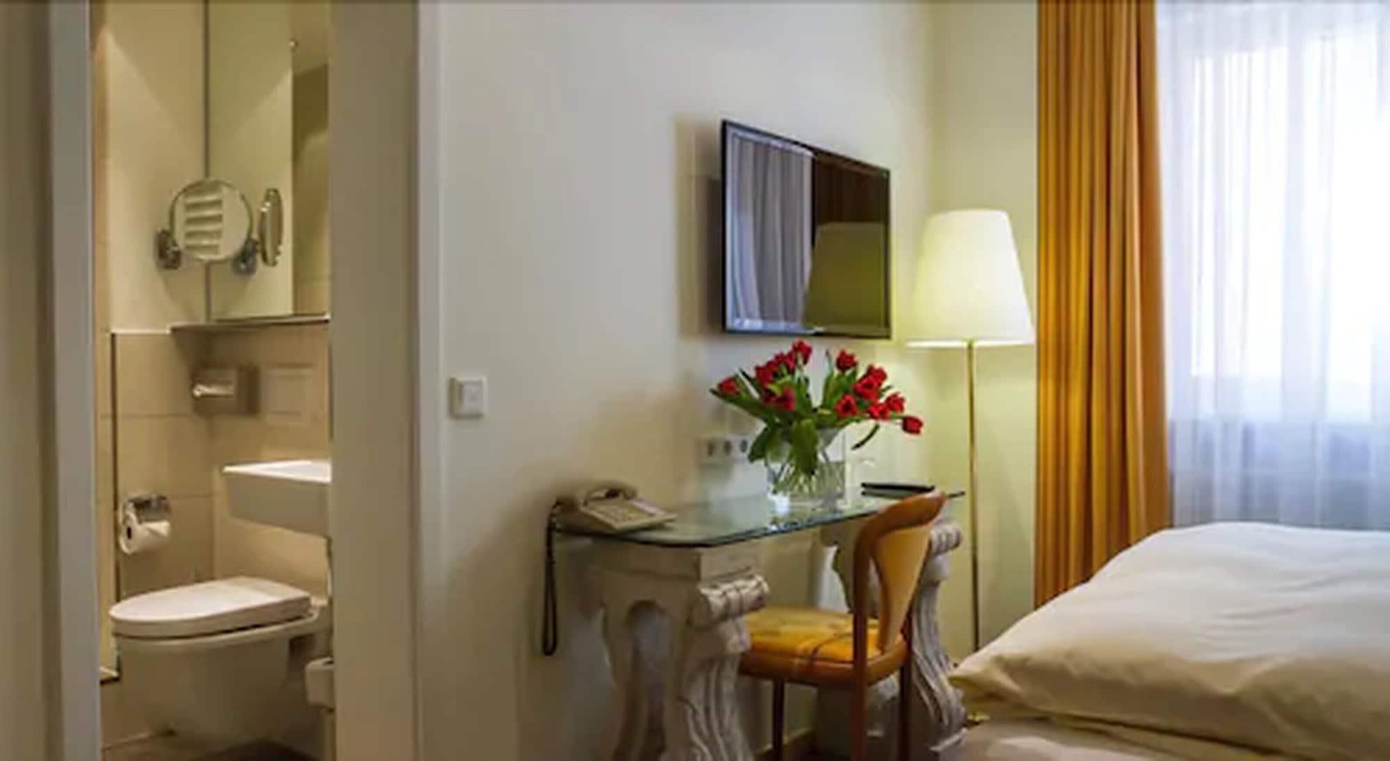 Hotel Heidelberger Hof ภายนอก รูปภาพ