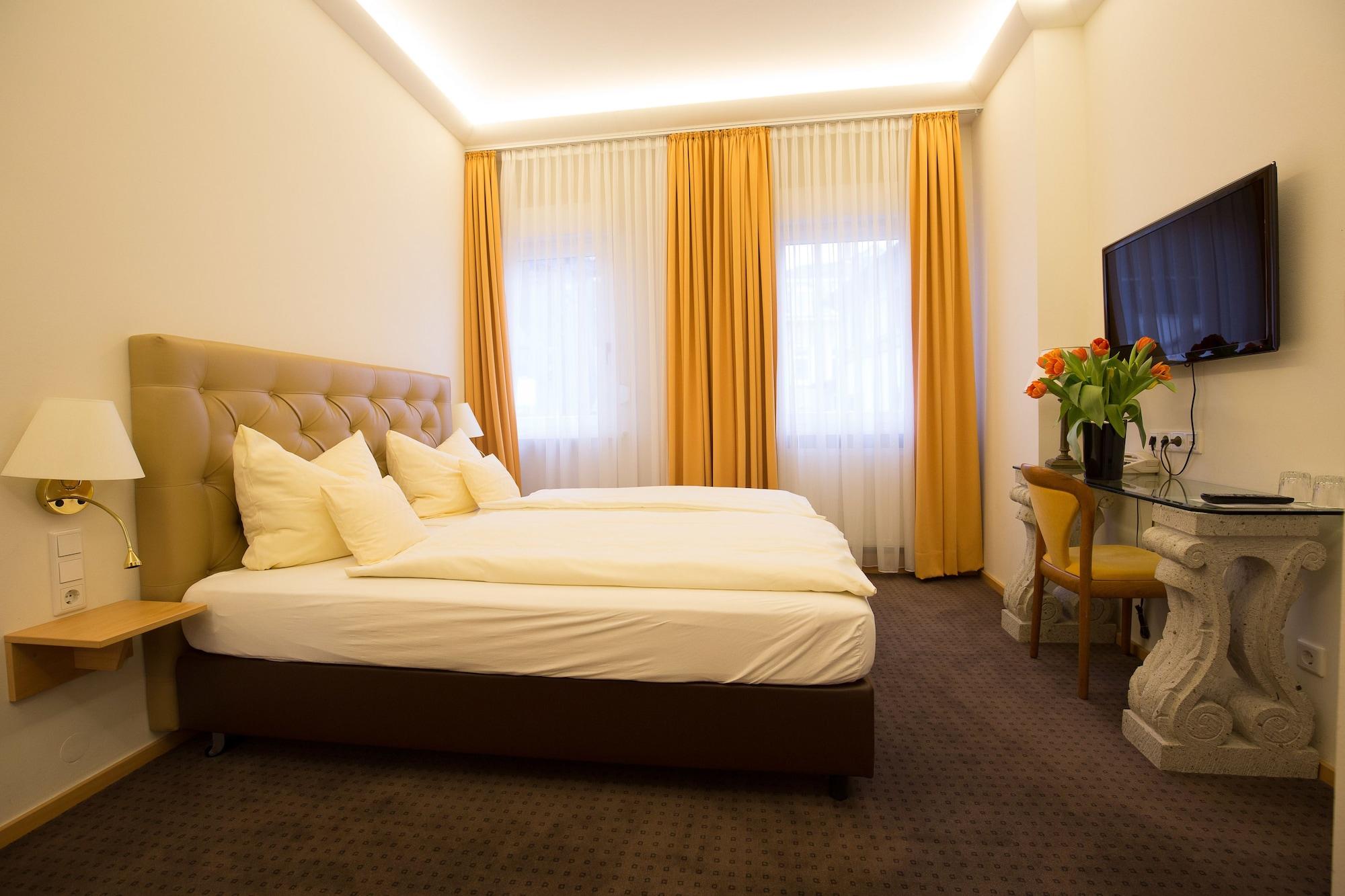 Hotel Heidelberger Hof ภายนอก รูปภาพ